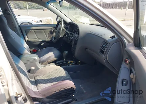 2002 Hyundai Elantra Gls/Gt from USA, damaged, VIN KMHDN55D32U057795